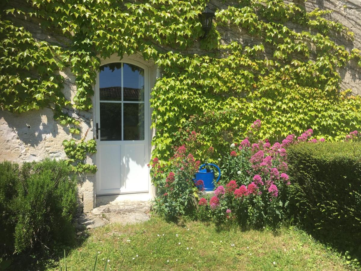 Villa 1854 Chassors Exterior foto