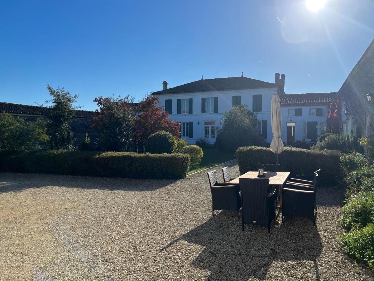 Villa 1854 Chassors Exterior foto